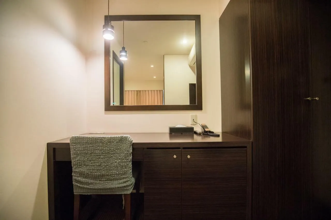 Floral Hotel - Nihonbashi Osaca 4*,