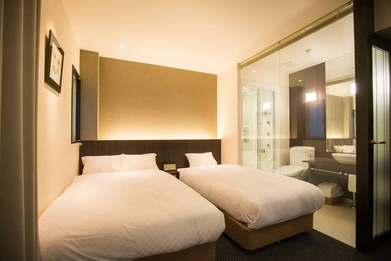 Floral Hotel - Nihonbashi Osaca 4*,  Japão