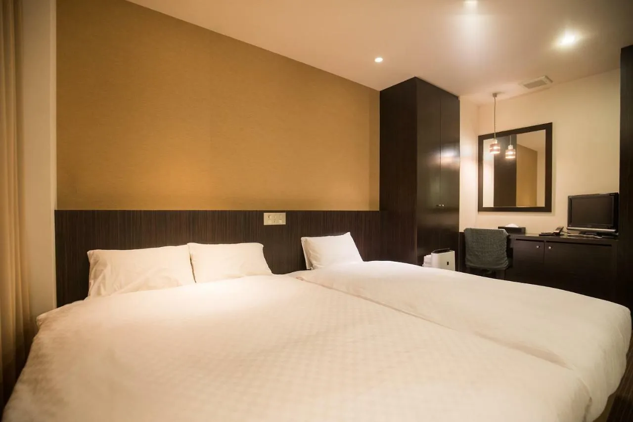 Floral Hotel - Nihonbashi Osaca 4*,