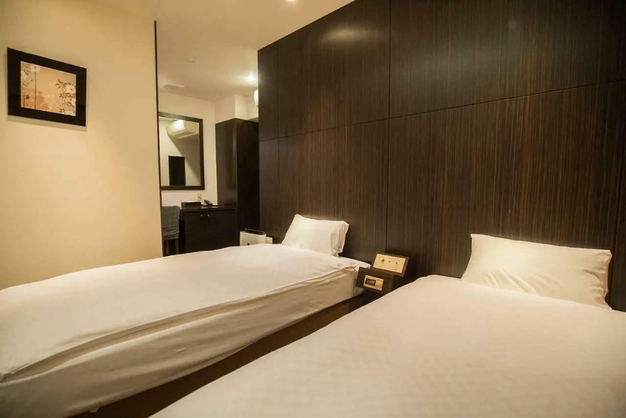 Floral Hotel - Nihonbashi Osaca